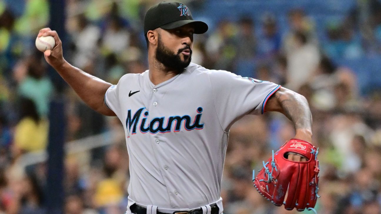 MLB: FELIX BAUTISTA y su temporada de CY YOUNG con los ORIOLES