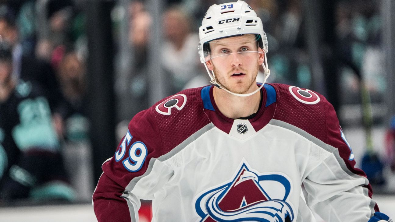 Report: Avs re-sign F Meyers to one-year deal