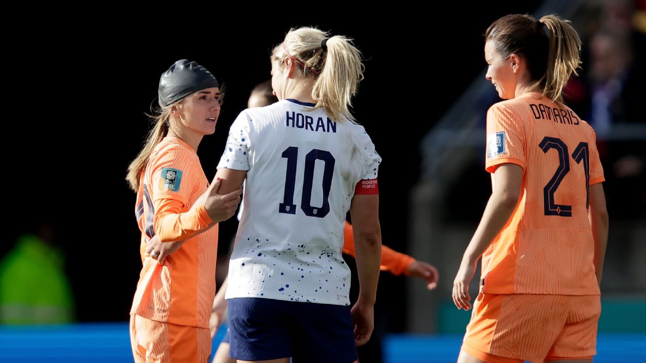 Women's World Cup Daily: USWNT fight back, Dutch swim cap grabs attention