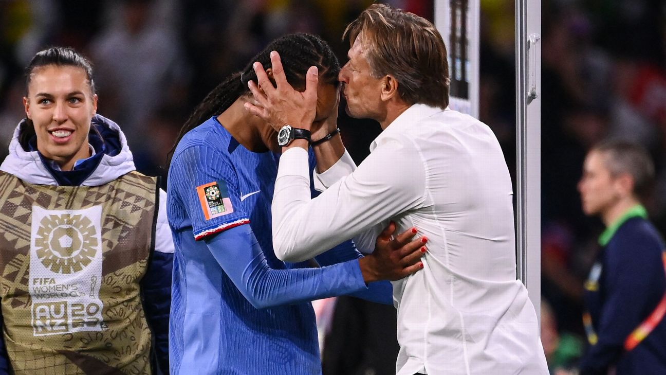 Renard scores the clincher for France in 2-1 win over Brazil at the Women's  World Cup