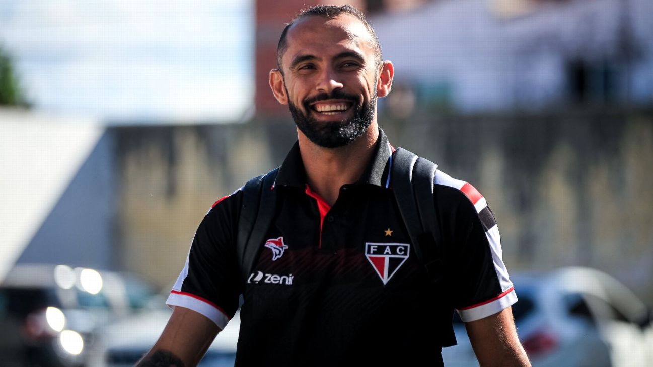 Com gol no último lance do jogo, Ferroviário empata com o Princesa do  Solimões na Série D - Jogada - Diário do Nordeste