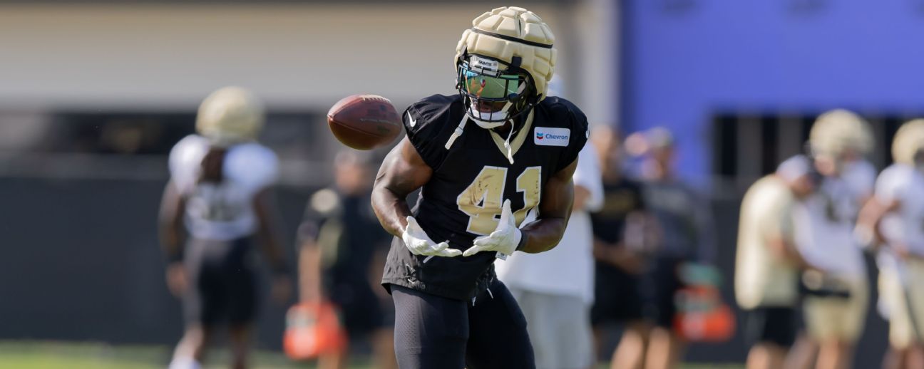 Saints' Alvin Kamara ties NFL record with six rushing touchdowns - ESPN