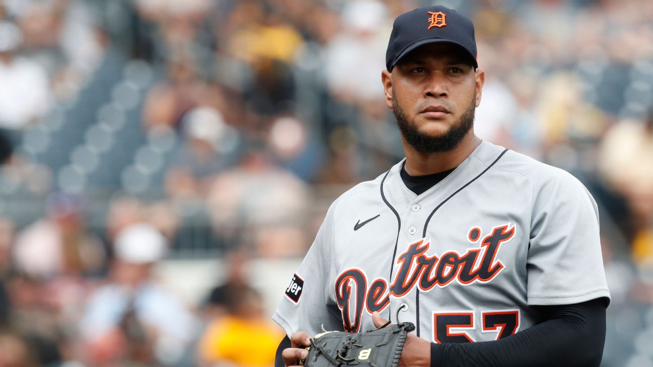 Report: Tigers sign ex-Red Sox pitcher Eduardo Rodriguez to 5-year