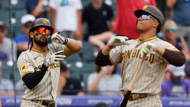 Why the disappointing Padres doubled down at the deadline