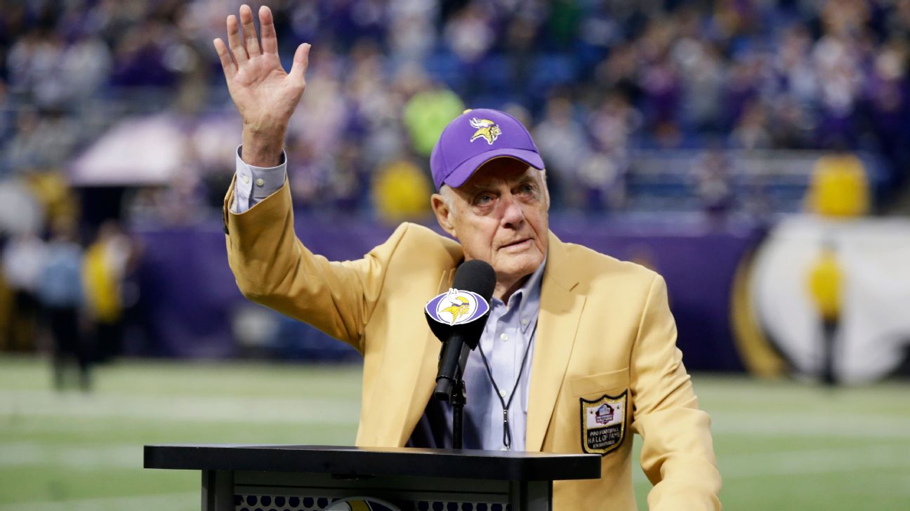 Vikings to honor Bud Grant with jersey patch, helmet decal - ESPN