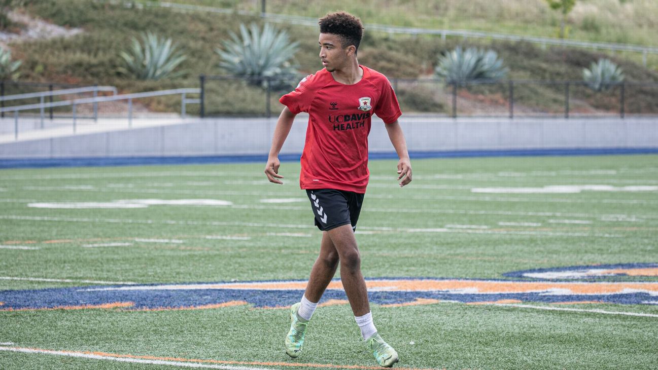 13-year-old makes pro soccer debut for USL club