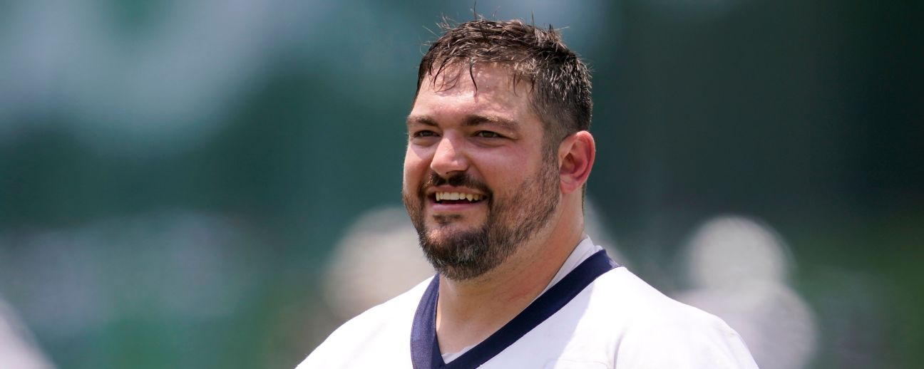 Cowboys' Zack Martin is NFL's top interior offensive lineman, ESPN