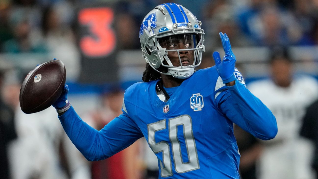 Teddy Bridgewater Returns to Lions After Coaching High School to State Victory