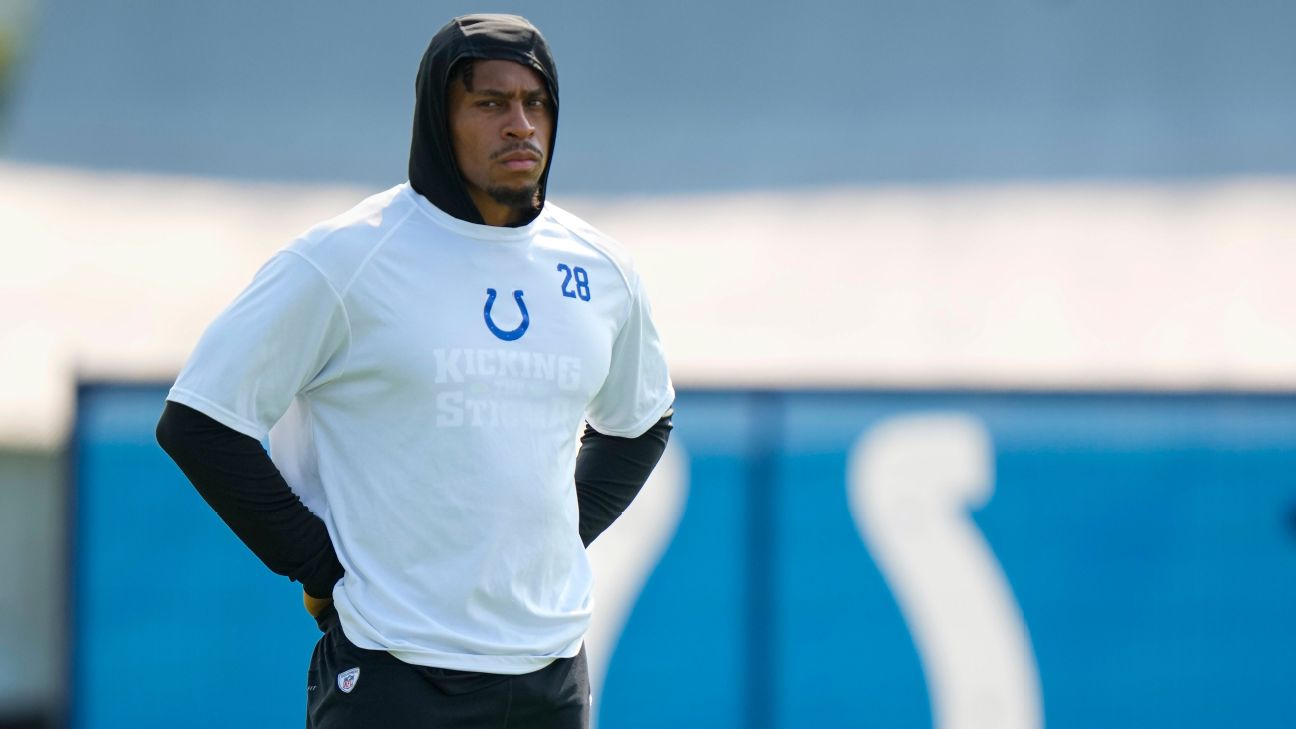 Report: Jonathan Taylor back with Indianapolis Colts