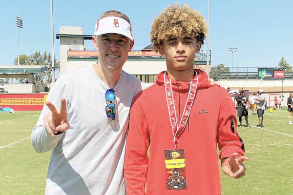 USC lands coveted QB for 2026 recruiting class