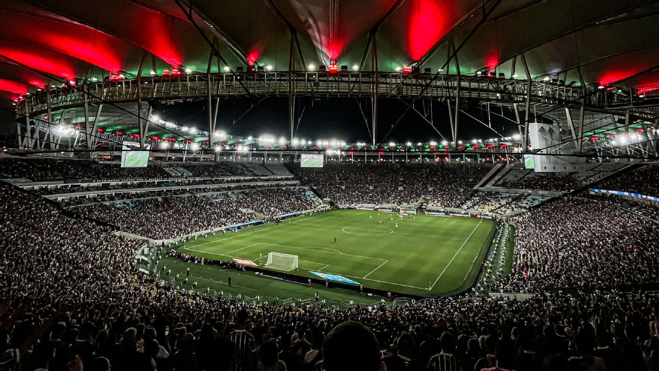 Mosaico e fogos: torcida do Olimpia prepara festa para jogo contra