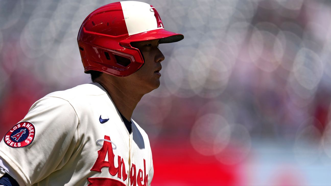 Shohei Ohtani of the Los Angeles Angels takes batting practice