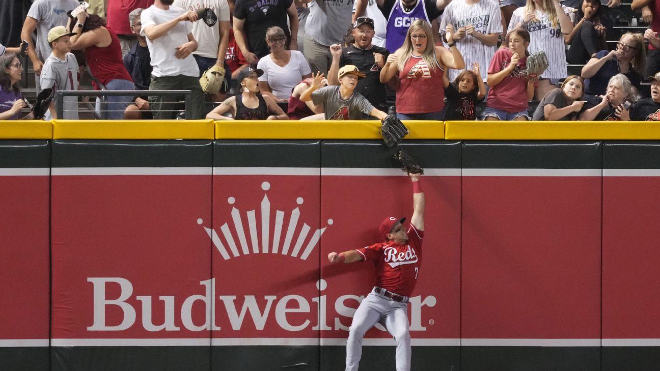 D-backs' Tommy Pham hits go-ahead HR in win vs. Padres
