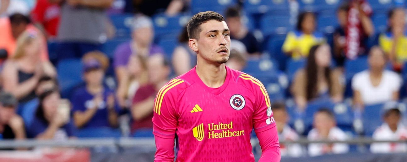 Manchester United track New England Revolution goalkeeper Djordje