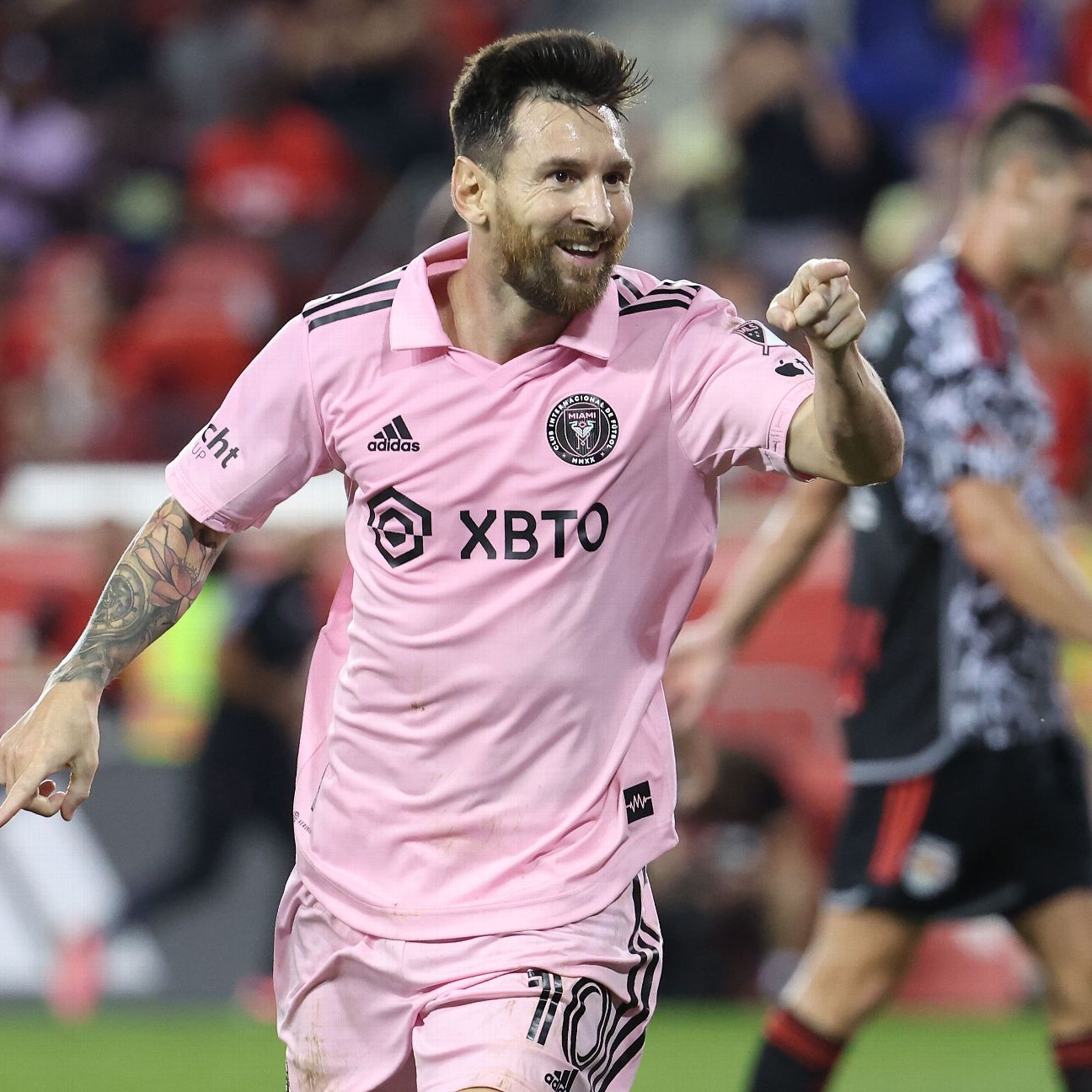 Inter Miami triumphs 0-2 over New York Red Bulls in Messi MLS debut