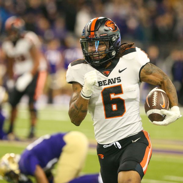 Ex-Beavers star RB Martinez to join Hurricanes