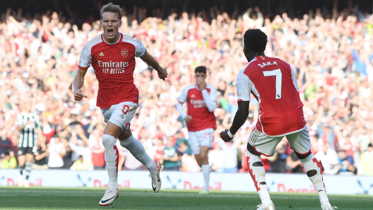 Arsenal & Newcastle target admits PL dream after becoming all-time scorer