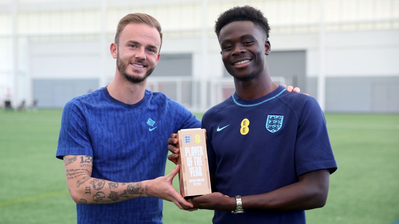 Bukayo Saka of England poses during the official FIFA World Cup Qatar  News Photo - Getty Images