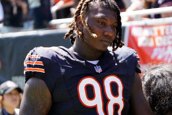 Bears rookie Dexter sues company over NIL deal