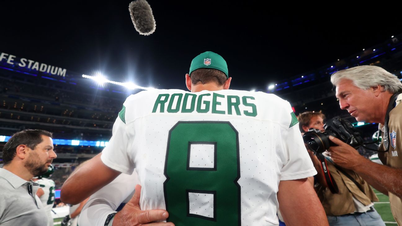 That Time Aaron Rodgers Saw a UFO in New Jersey – Rolling Stone