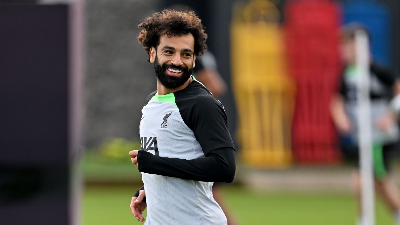 Salah stays at Liverpool as Saudi window shuts