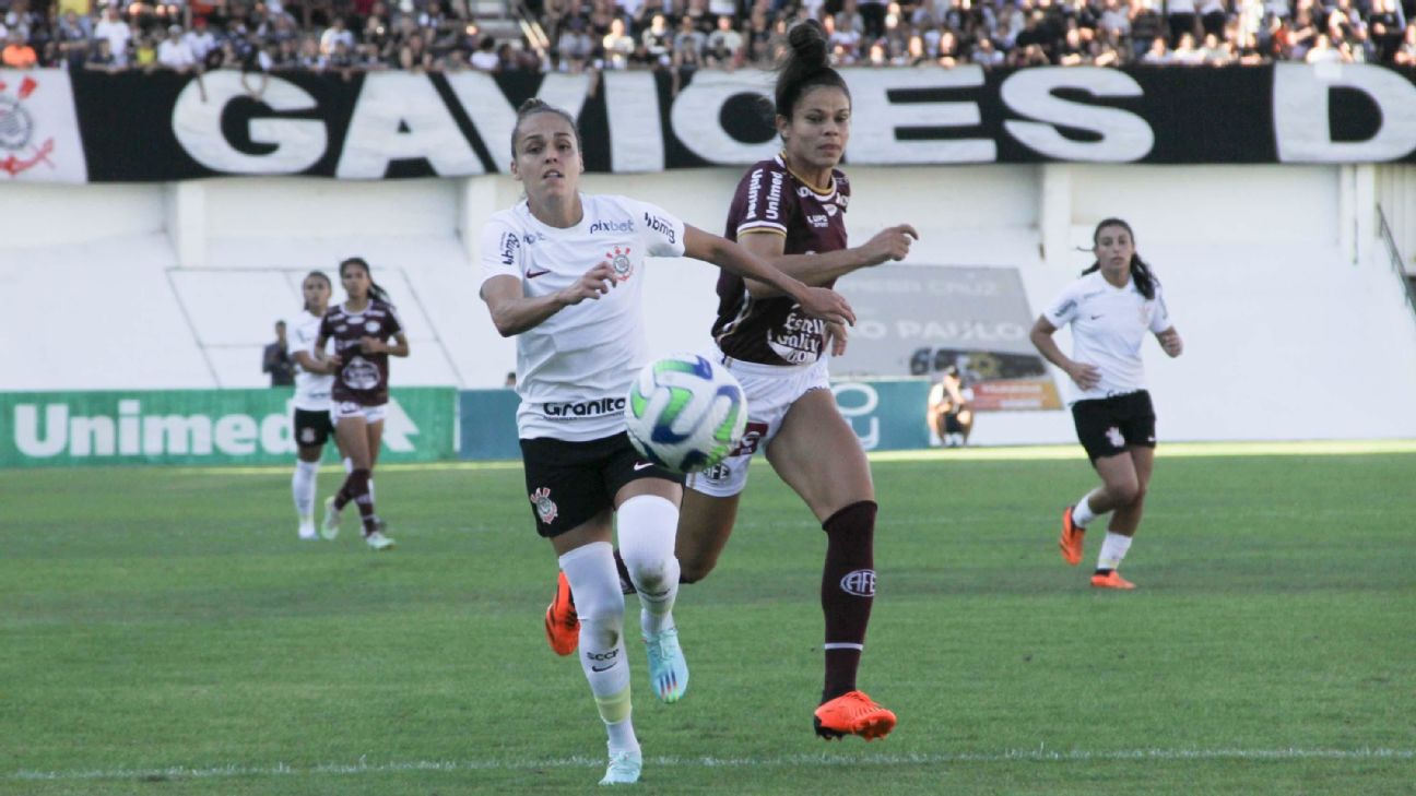 Corinthians e Ferroviária ficam no 0 a 0 em primeiro jogo da final do  Brasileiro Feminino