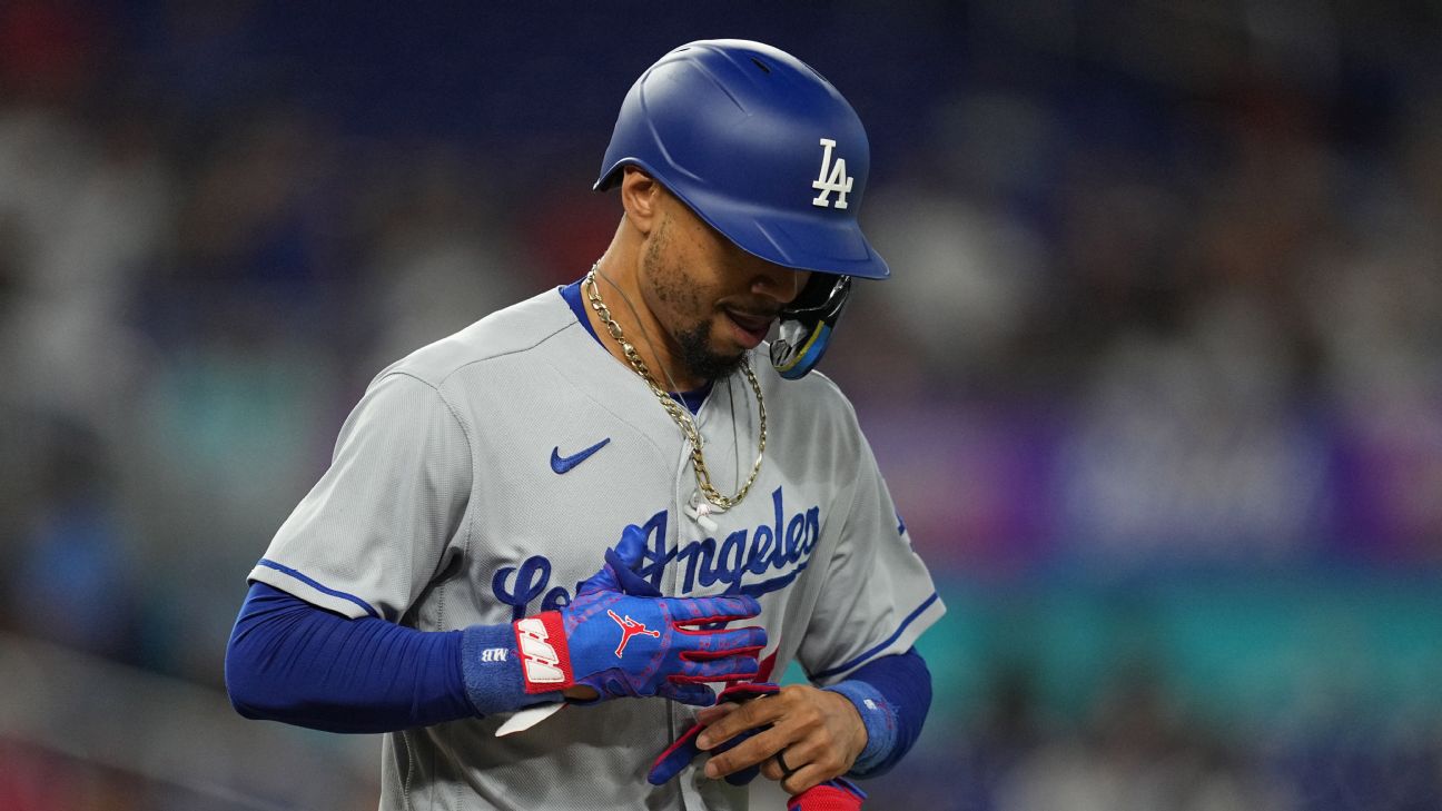 Dodgers' Mookie Betts salutes LeBron James after two homers - ABC7 Los  Angeles