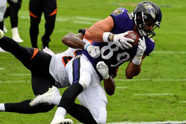 Ravens TE Andrews happy hip-drop tackle banned