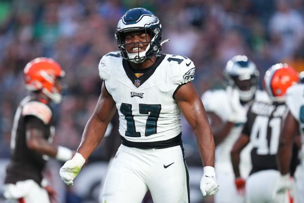 Source: Eagles’ Dean (foot) out multiple weeks