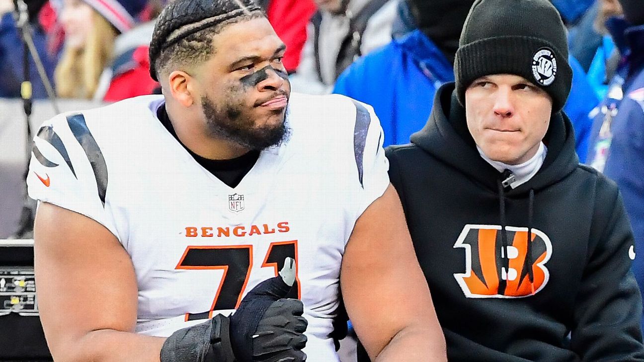 Bengals release once prized free agent signing, per report