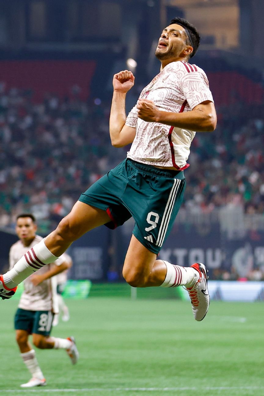 Mexican National Team to Play for the First Time at Mercedes-Benz