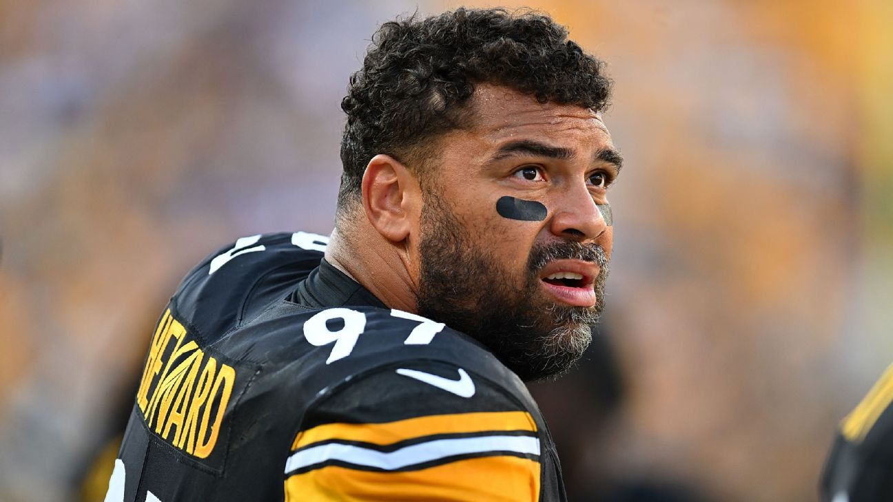 Pittsburgh Steelers Cam Heyward Gets Surprised by his Family