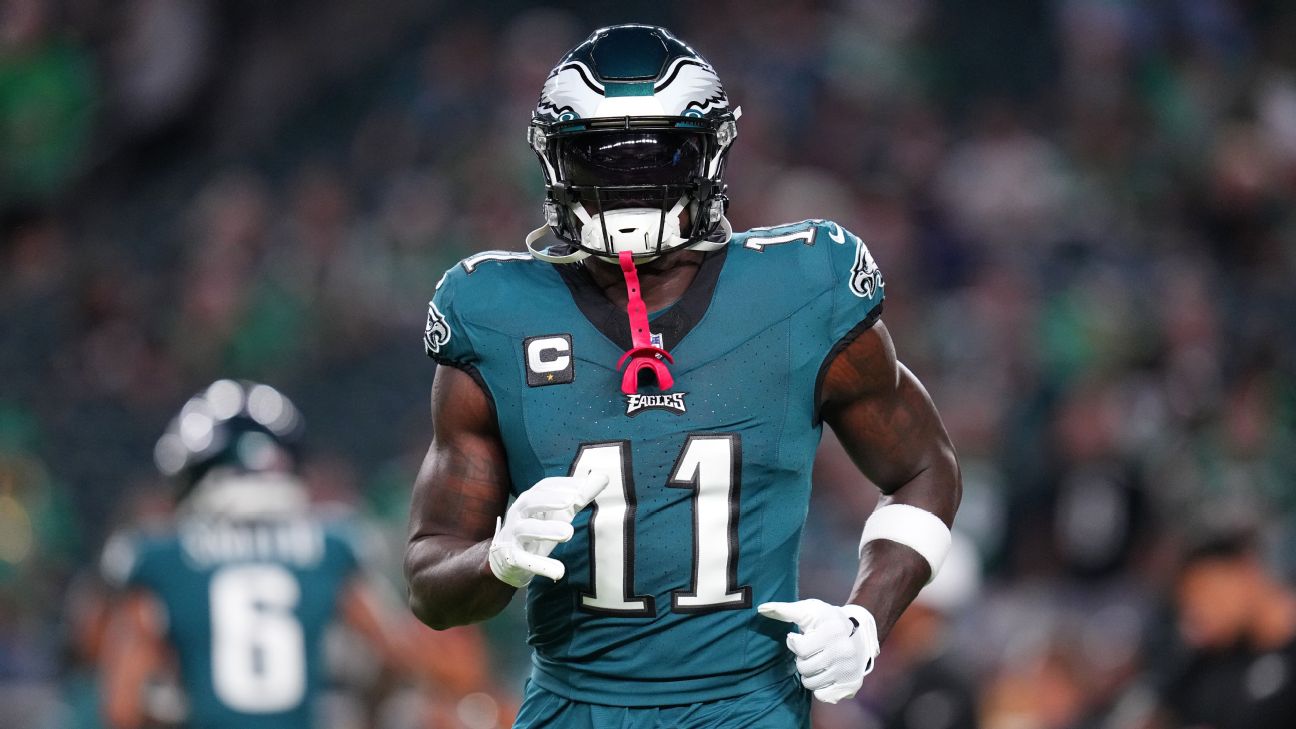 Eagles star Brown gets historic  96M extension