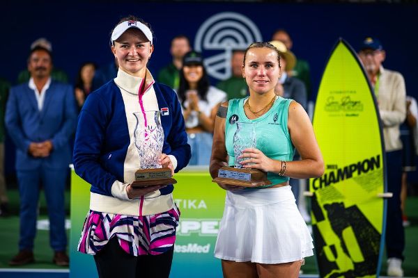 Krejcikova beats Kenin to claim San Diego title