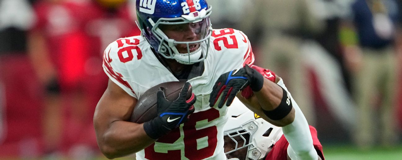 New York Giants running back Saquon Barkley (26) runs during an NFL football  game against the Washington Football Team, Thursday, Sept. 16, 2021 in  Landover, Md. (AP Photo/Daniel Kucin Jr Stock Photo - Alamy