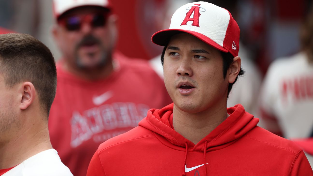 Ohtani has elbow surgery. His doctor expects hitting return by