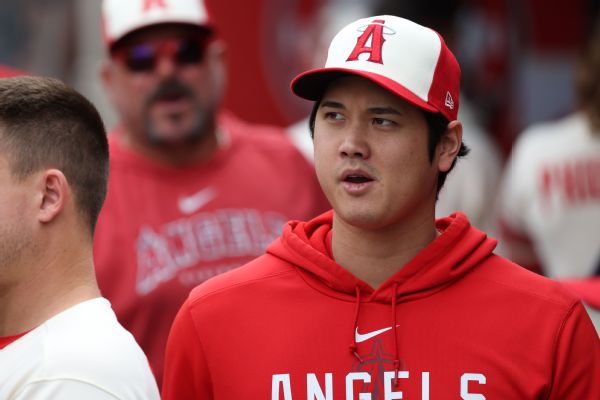 Sources: Ohtani among 7 to get qualifying offer