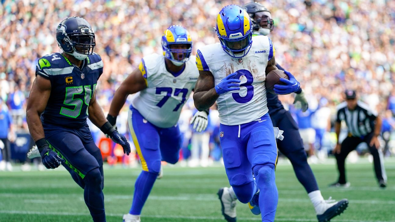 Los Angeles Rams running back Cam Akers fights through contact for a  12-yard gain