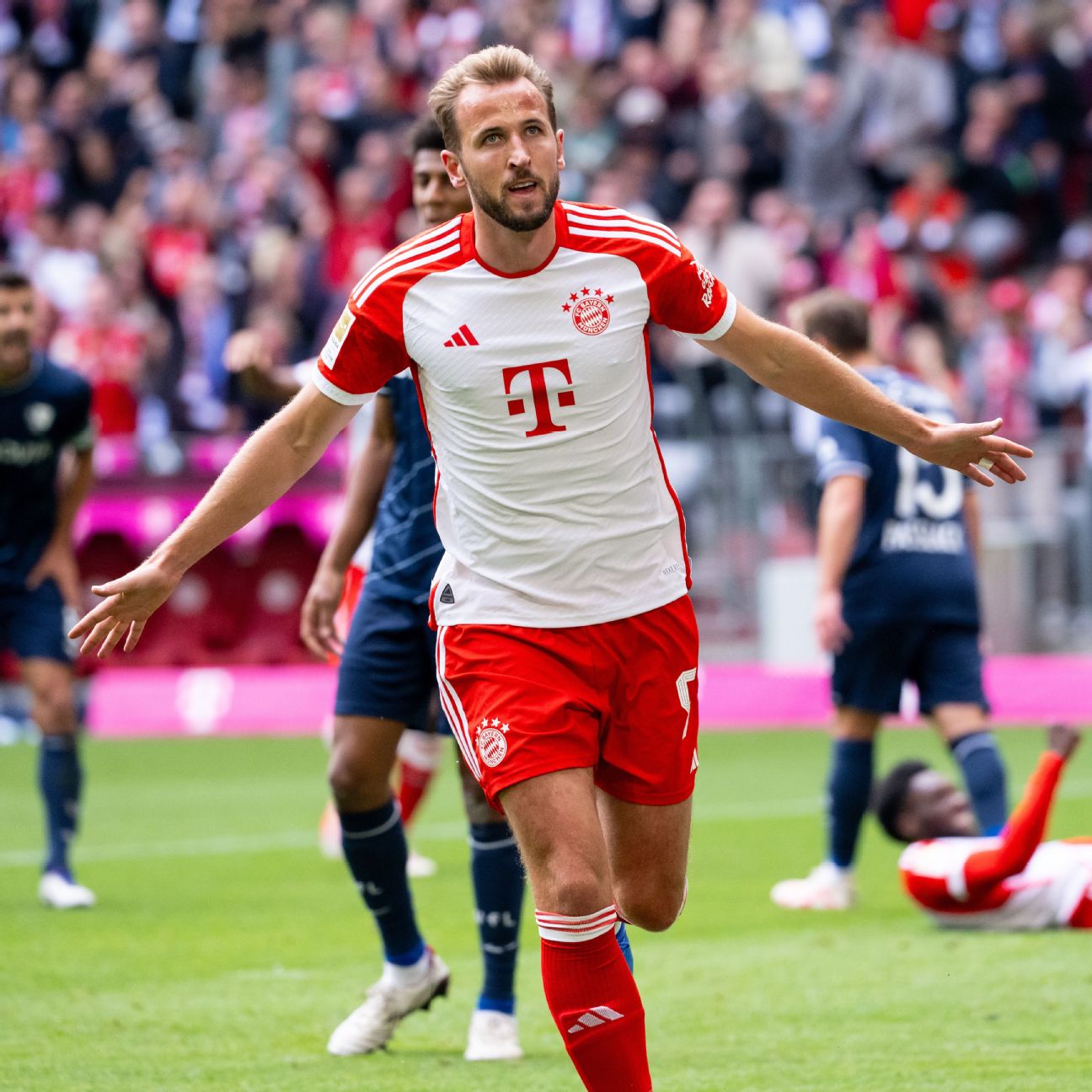 Kane garante vitória e classificação do Bayern na Champions