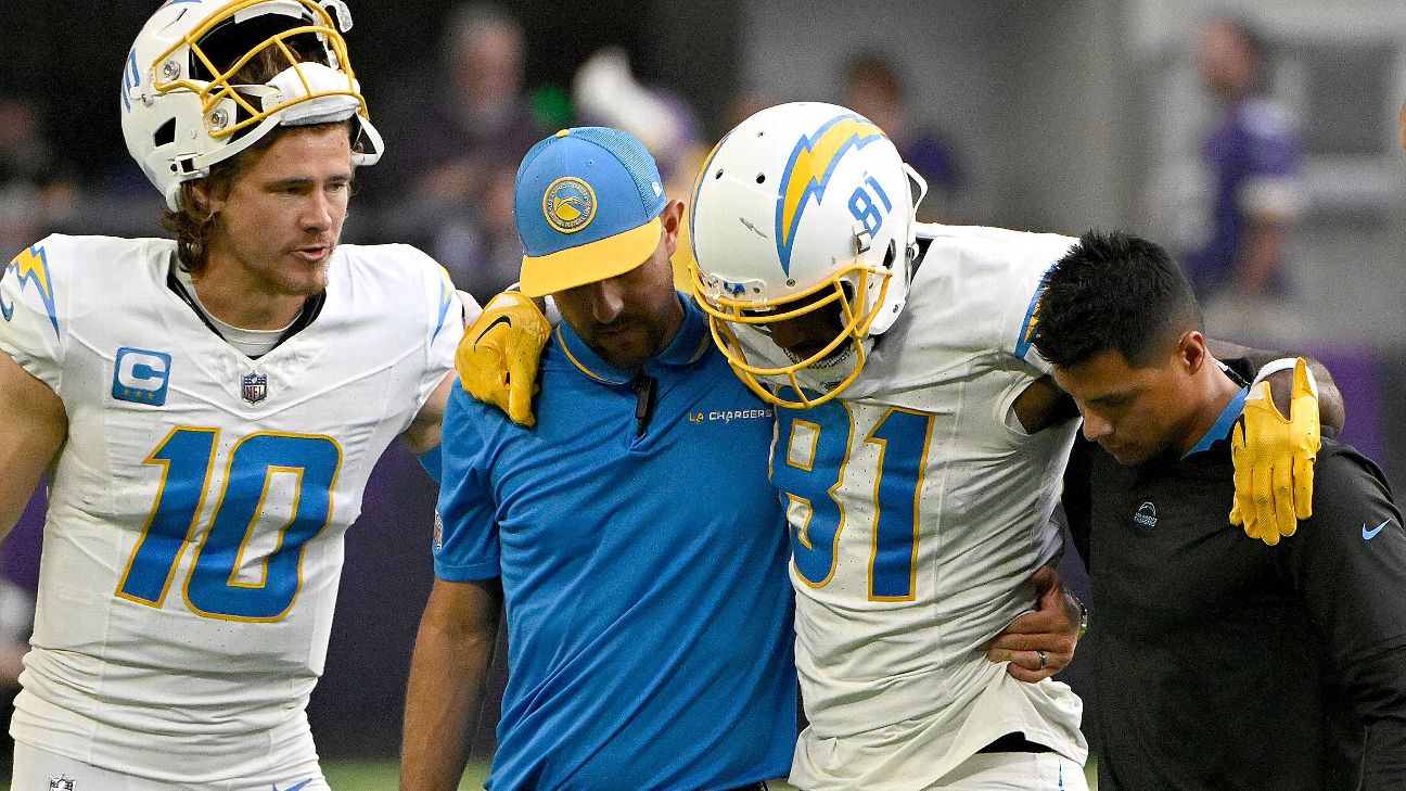 Chargers' Mike Williams tore his left ACL during Sunday's win, MRI reveals