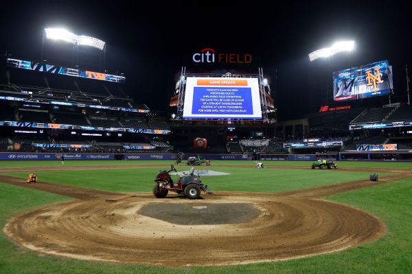 Mets say sorry to Marlins after wet field forced DH