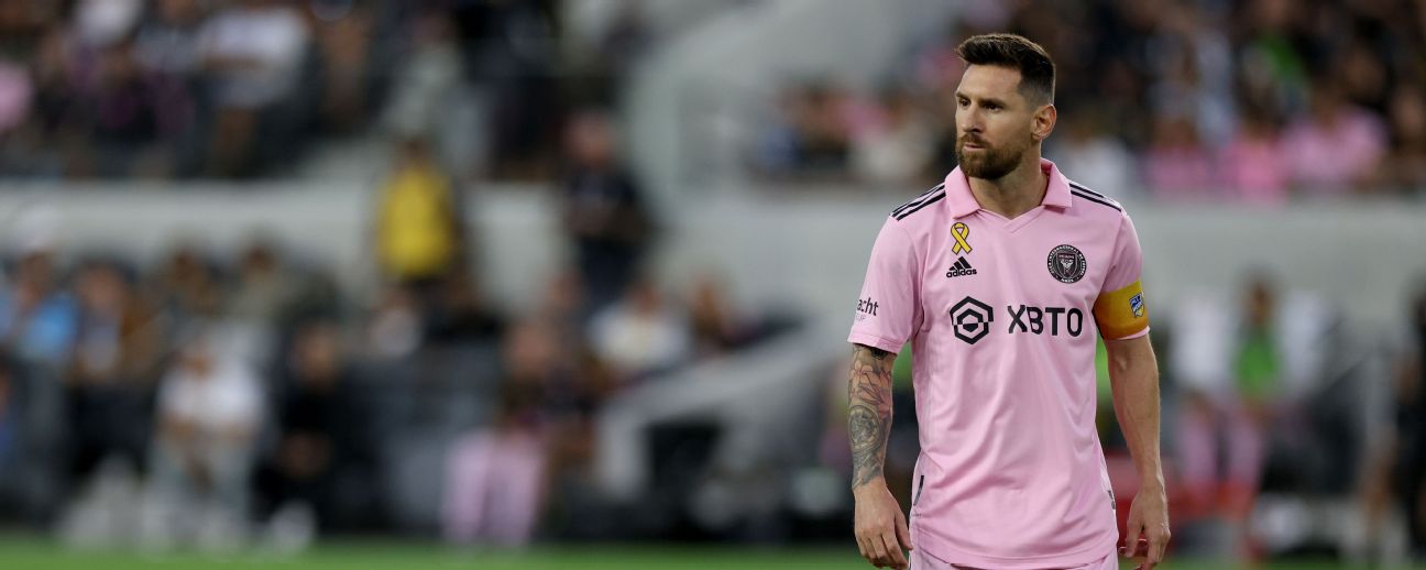 Above.Millions redesigned Juventus' pink jersey
