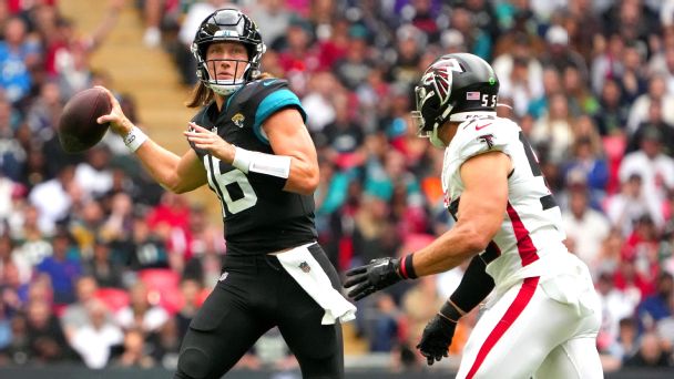 Jaguars offense takes baby steps in win over Falcons in London