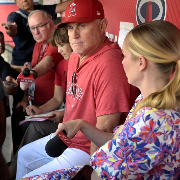 Angels fire Nevin a day after 73-89 season ends