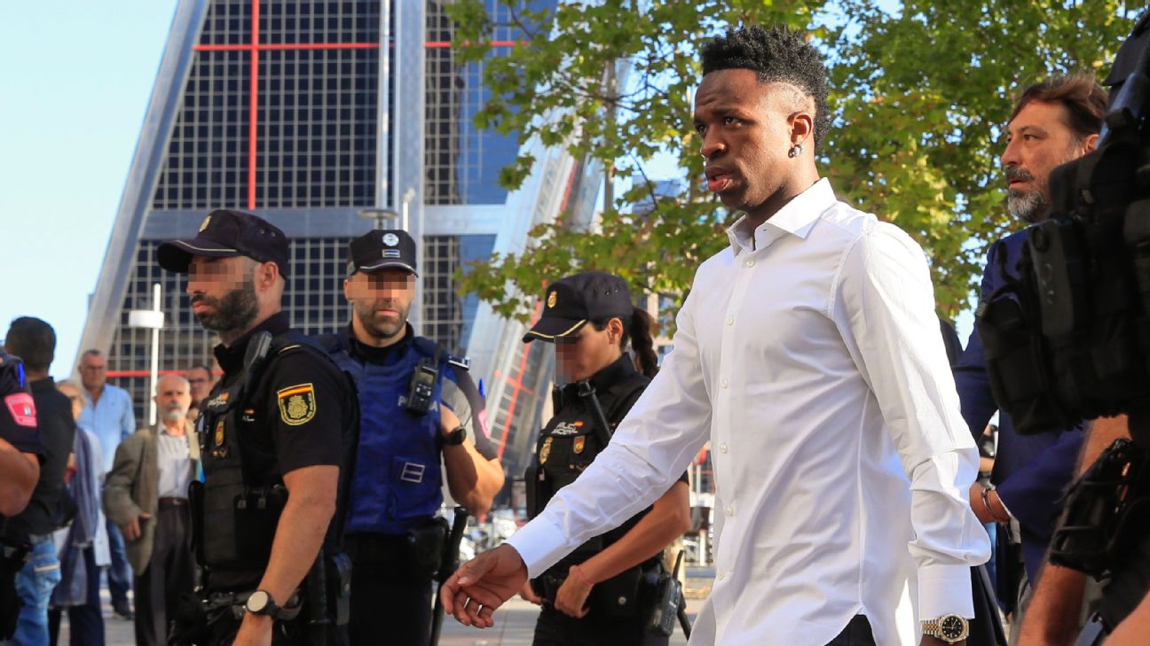 Valencia se indigna con Vinicius por acusar a todo Mestalla - ESPN