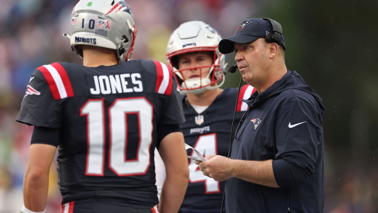 Patriots' issues with Mac Jones continue to grow in miserable performance  vs. Cowboys