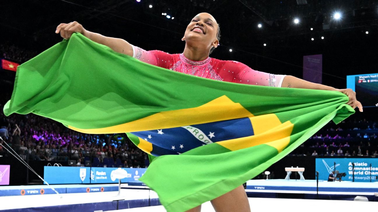 Simone Biles x Rebeca Andrade: referências na ginástica artística se  enfrentam em finais do Mundial - Estadão