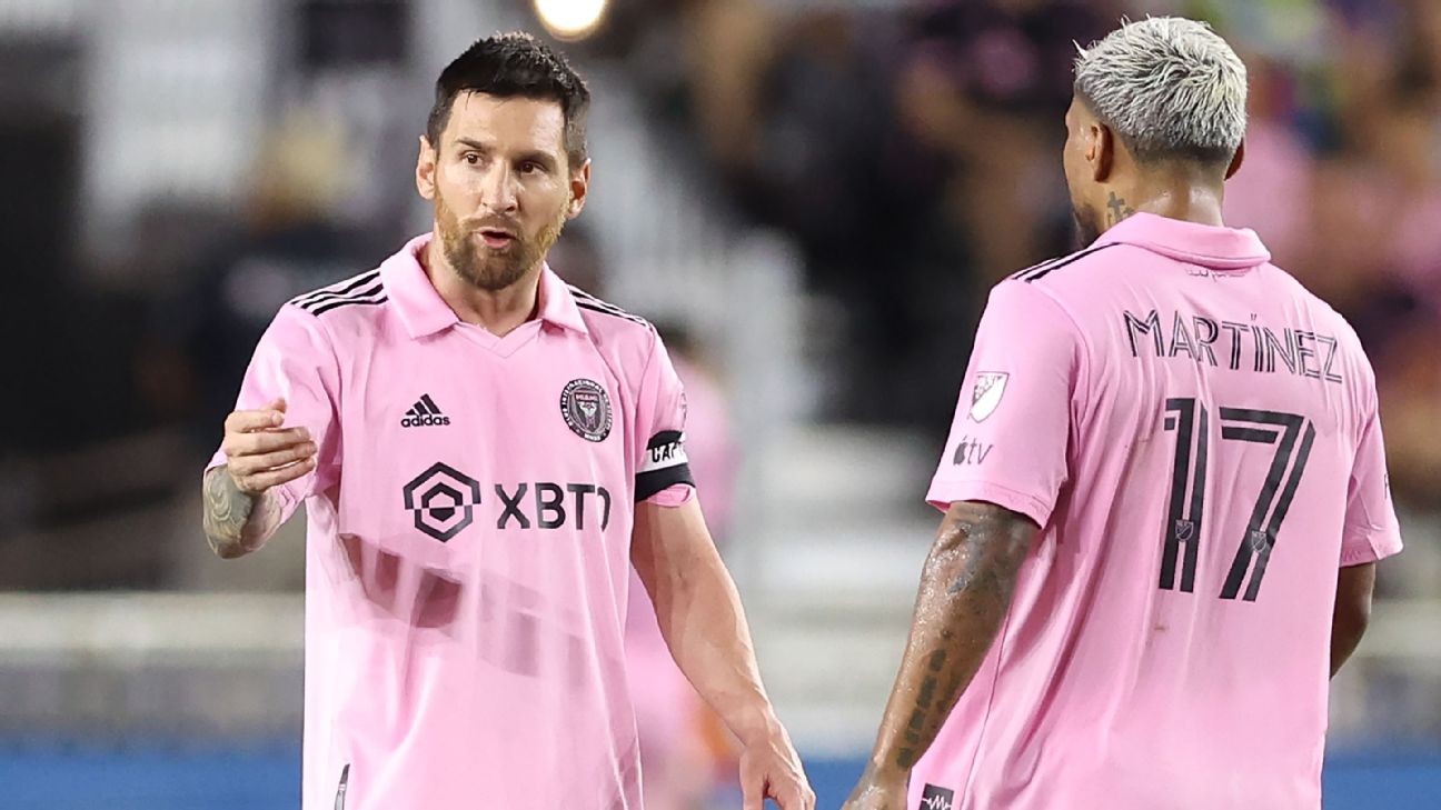 Messi returns but Miami loss ends playoff hopes