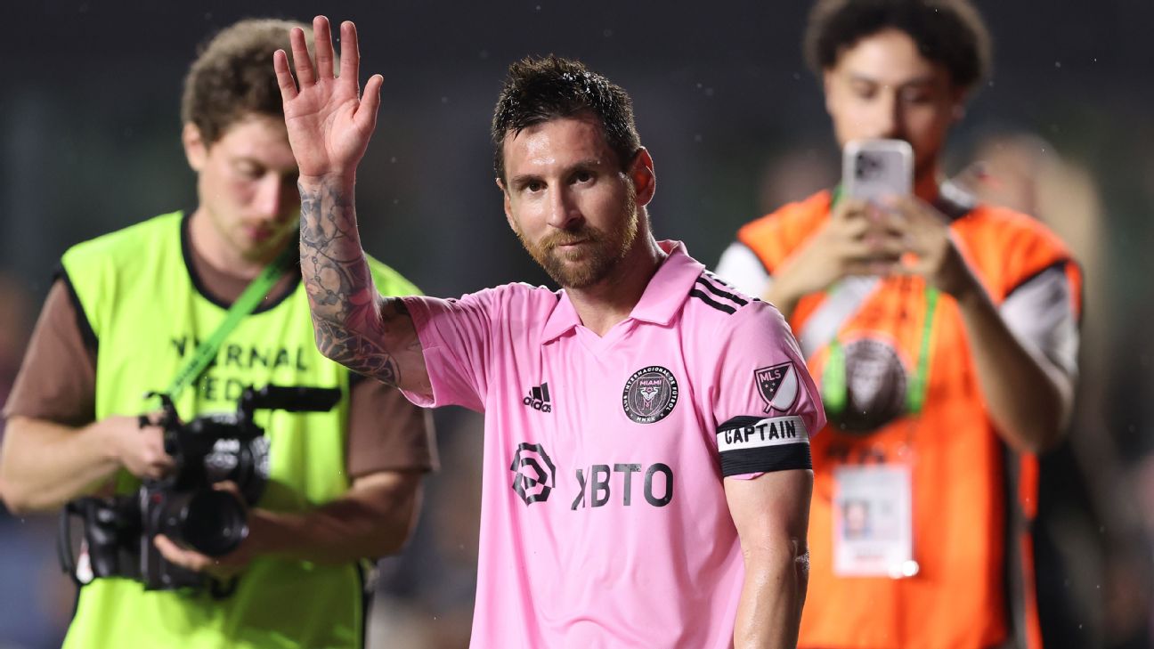 He's back 🚨 Leo Messi returned to Inter Miami after missing four