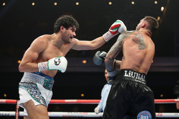 Ramirez def. Smith Jr. by unanimous decision